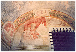 pictures frescoes madonna con bambino